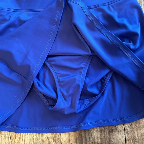 LL BEAN UPF 50+ SKORT SWIM BOTTOM SIZE 8 - Picture 2 of 6